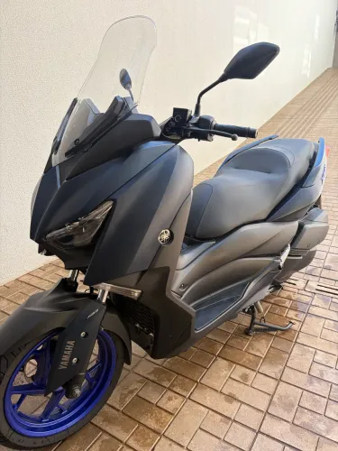 YAMAHA XMAX 250 ABS 2023 À VENDA