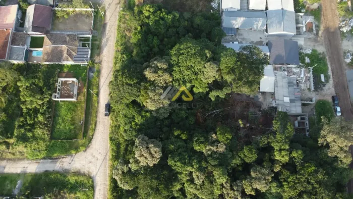 OPORTUNIDADE NO BALNEÁRIO NEREIDAS, APENAS 1 QUADRA DA AVENIDA PARANÁ.