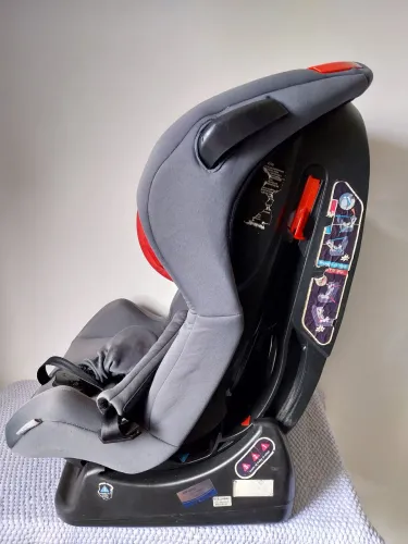 Cadeira infantil para carro Infanti Maya reclinavel