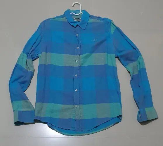 Camiseta Colcci manga comprida