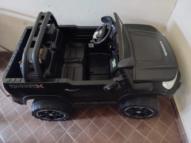 Mini Camionete Elétrica Toyota Hilux 2 assentos, 12 volts