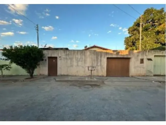 CASA RESIDENCIAL em JANAÚBA - MG, GAMELEIRA
