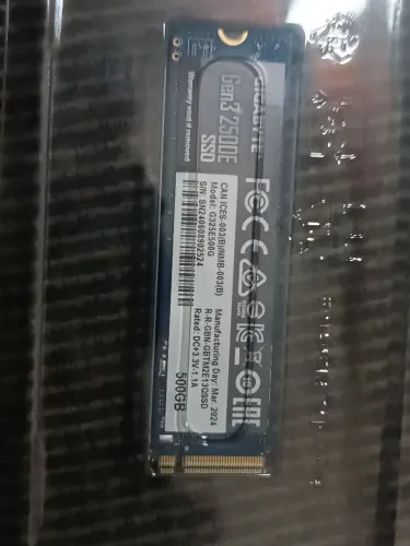SSD NVMe Gigabyte 500GB - Pouco uso, funcionando perfeitamente