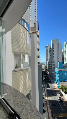Apartamento com 2 Quartos e 2 banheiros para Alugar