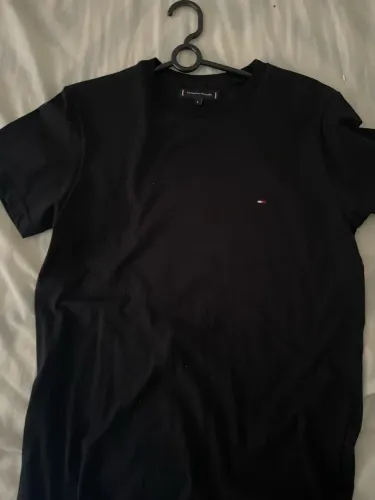 Camisa Tommy Hilfiger original usada somente uma vez