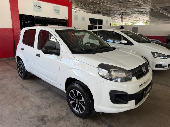 Fiat Uno Attractive 1.0 EVO Fire Flex 8V 5P 2019