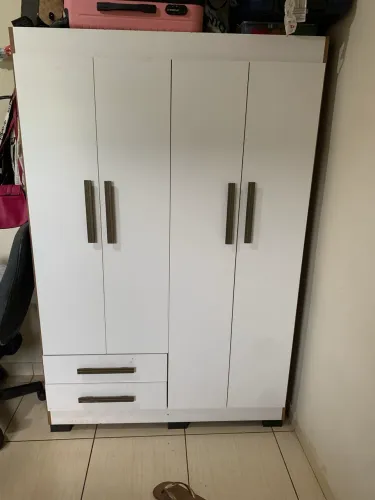 Guarda Roupa