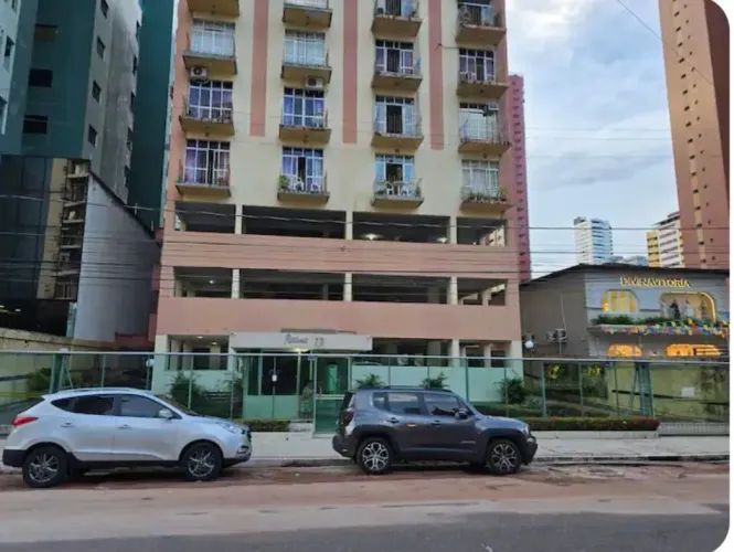 EXCELENTE QUARTO E SALA NO LOCAL MAIS NOBRE DE BELÉM.