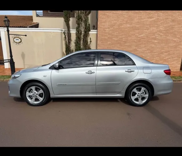 Toyota Corolla XEI 2.0 Flex 16V Aut. 2012