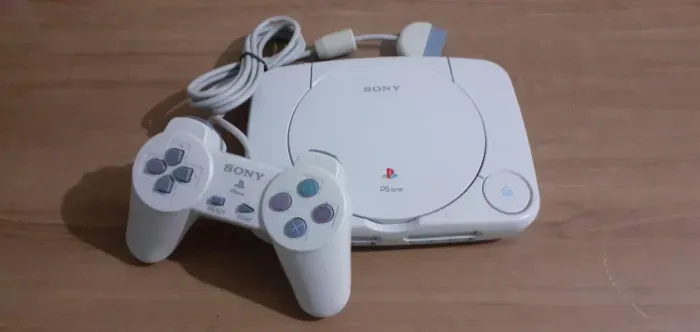 [Oportunidade] PlayStation - PSOne -GU- (Colecionador). Quer melhorar sua coleção de games