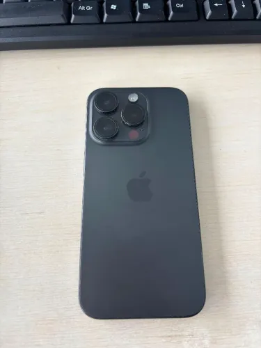 IPhone 15 Pro 256gb seminovo