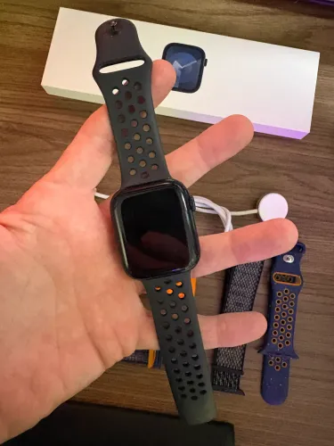 Apple Watch Series 9 cor Meia-noite - 45mm