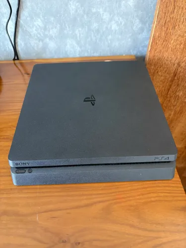 PS4 Slim 1tb