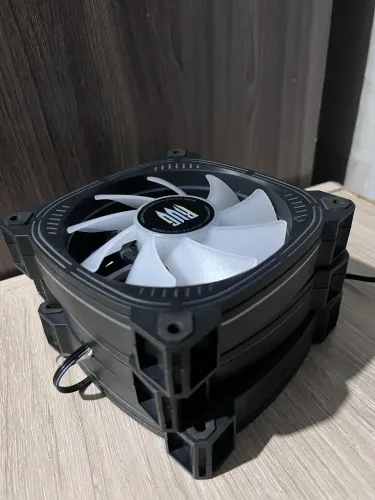 Kit 3 Fans Cooler Ventoinha Rgb 120mm Silencioso Para Gabinete Pc Gamer Led Rgb Colorido