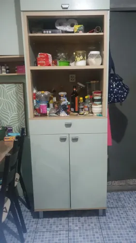 Conjunto de cozinha verde oliva ótimo estado valor 500 reais