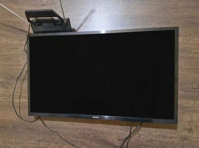 Vende-se TV Samsung 32 Polegadas - sem imagem