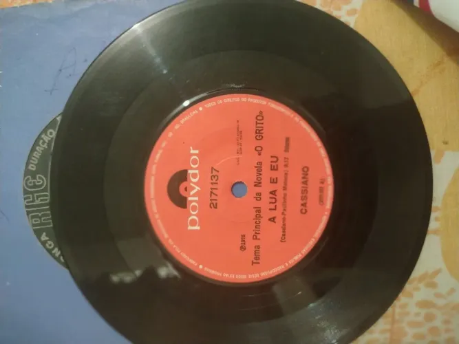 Vinil compacto 