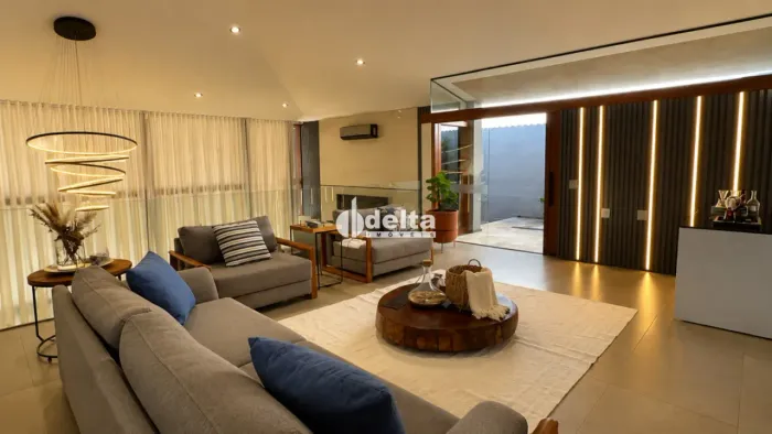 Casa Residencial Padrão em Uberlândia