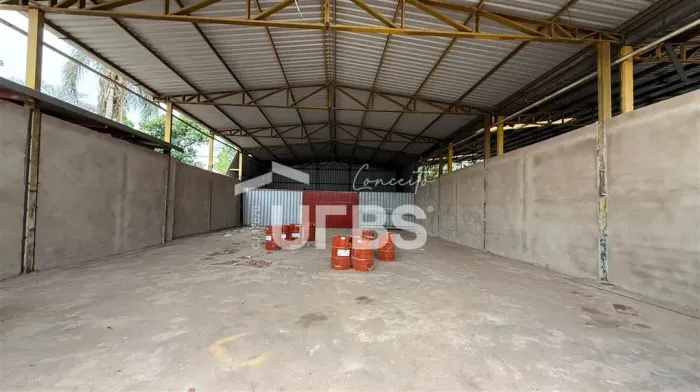 Imóvel comercial com 17.000m² à venda no Distrito Industrial