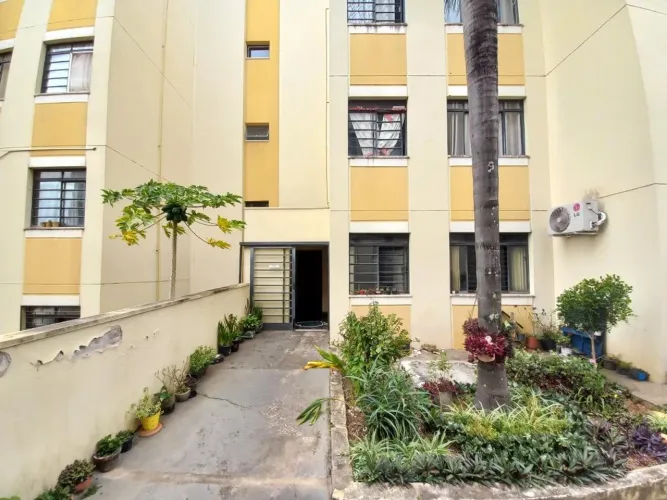 Apartamento no condomínio RESIDENCIAL LAURA em Presidente Prudente