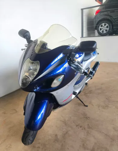 Moto impecável, toda original 