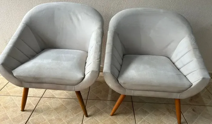 2 POLTRONAS