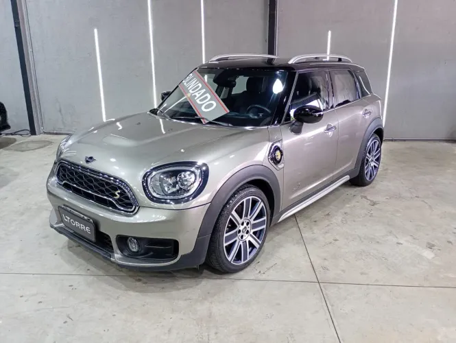 Mini Cooper Country. SE All4 TOP (elétrico) 2020