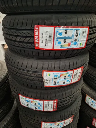 Pneus novos 175/60/13 só 239.99