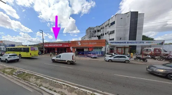 # Alugo Galpão Comercial Cohab 400 m², frente a Caixa Econômica