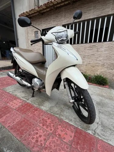 Honda Biz 125 2023