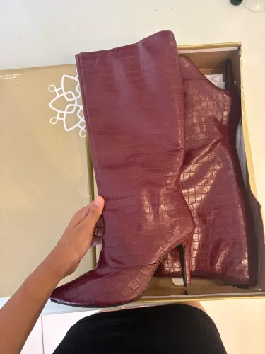Vendo Bota Marsala Maravilhosa 39/40