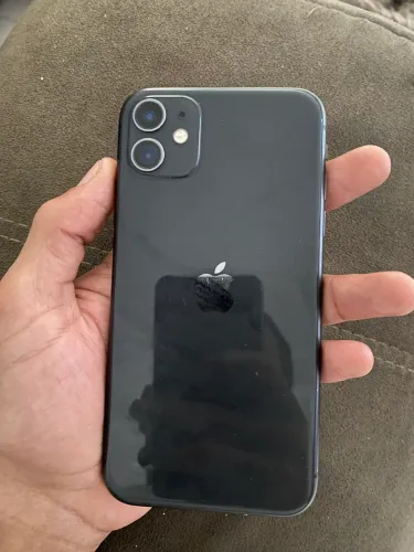 Vendo iPhone 11 Preto 