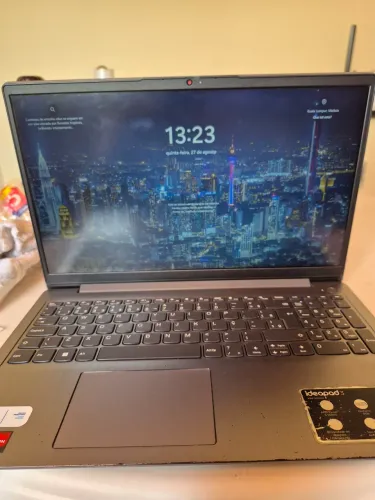 Notebook Lenovo IdeaPad 3 Linux