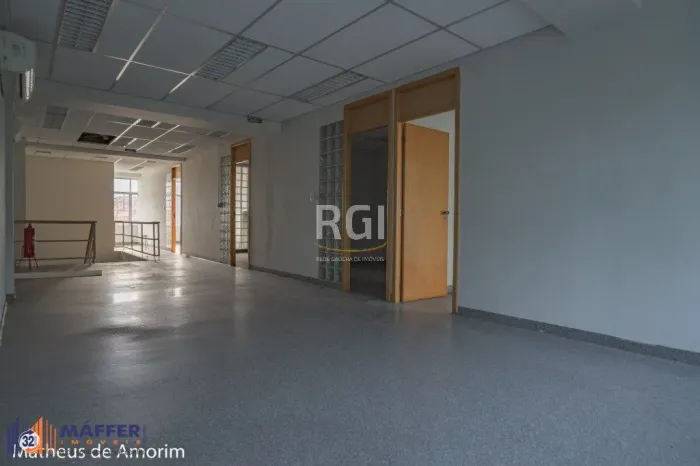 Loja para Venda - 253.09m², 0 dormitórios, Auxiliadora