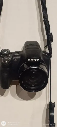 CÂMERA SONY EM PERFEITO ESTADO. FUNCIONA TUDO SUPER NOVA . 