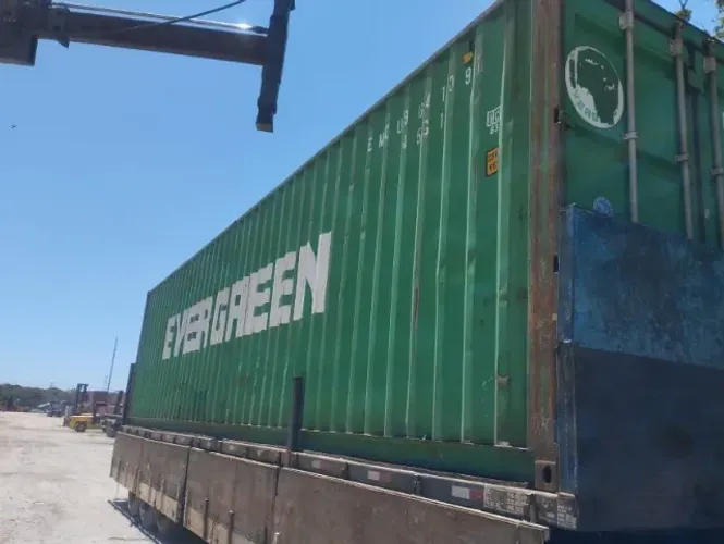 CONTAINERS ATIVOS EM ÓTIMO ESTADO - FRETE INCLUSO