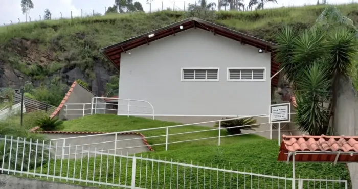 Sala Comercial para Venda em Juiz de Fora, Carlos Chagas, 1 dormitório, 2 banheiros