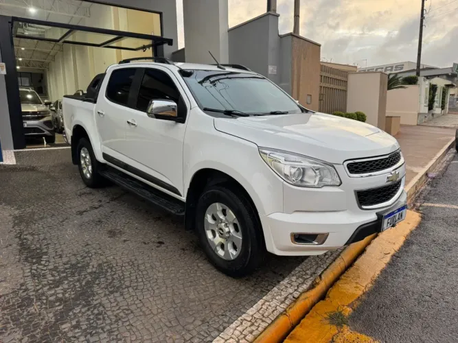 Chevrolet S10 Pick-up LTZ 2.4 F.power 4X2 CD 2014