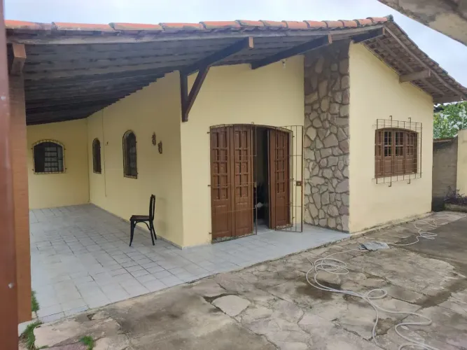 Locação temporada  tem 140 metros quadrados 5 quartos JARDIM PETROPOLES  - Gravatá - PE
