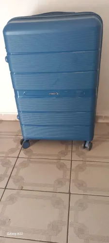 Mala de Viagem Rígida Azul com Rodinhas 360° 