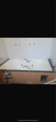 Banheira de hidromassagem 