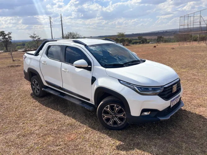 Fiat Strada Volcano 1.3 Flex 8V CD 2021