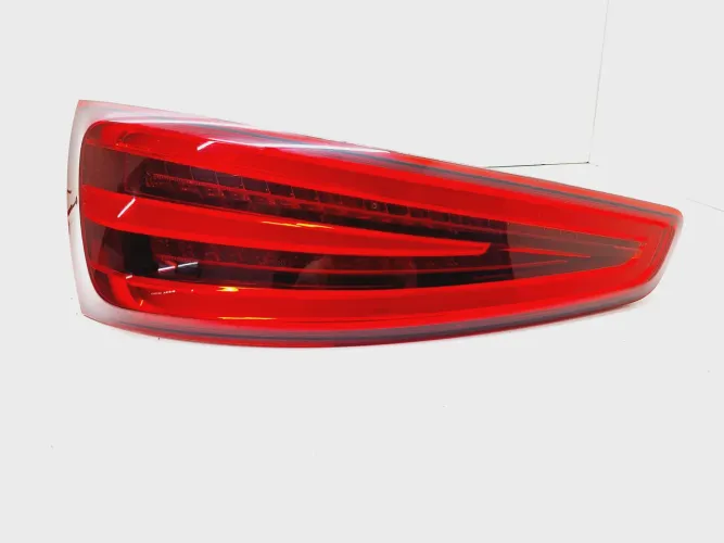 Lanterna Esquerda Audi Q3 Tfsi 2.0 2014 Nº8u0945093h Esquerdo