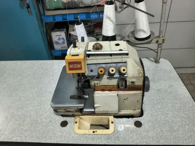 Máquina de costura