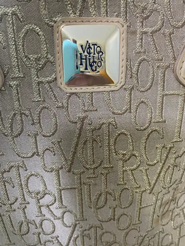 Vendo Bolsa Dourada da Victor Hugo ORIGINAL