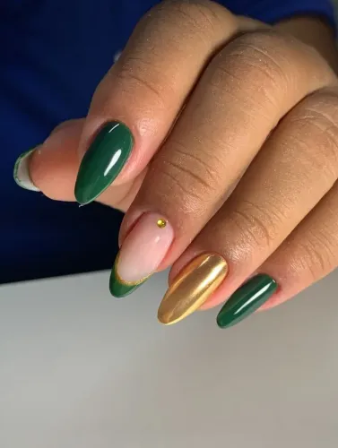 Manicure Nail designer