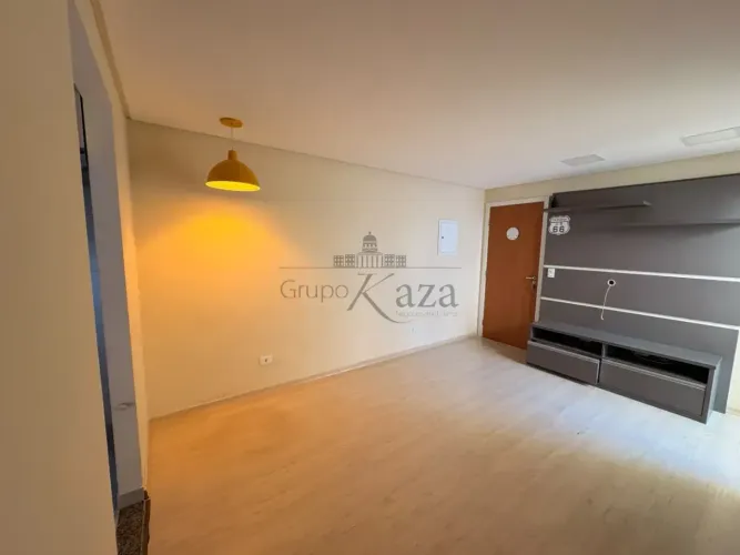 Imóvel para aluguel possui 52 metros quadrados com 2 quartos