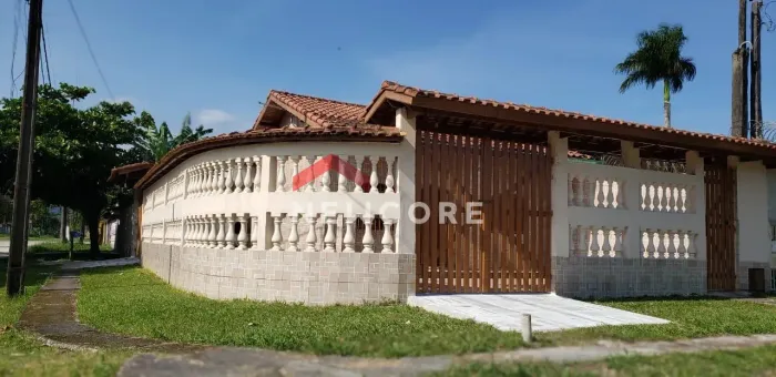 Casa em Avenida Sabino Abdalla - Indaiá - Bertioga/SP