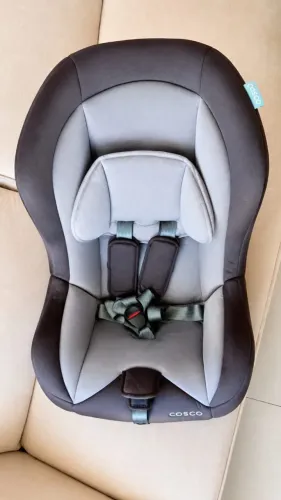 Cadeirinha para carro Cosco - em ótimo estado
