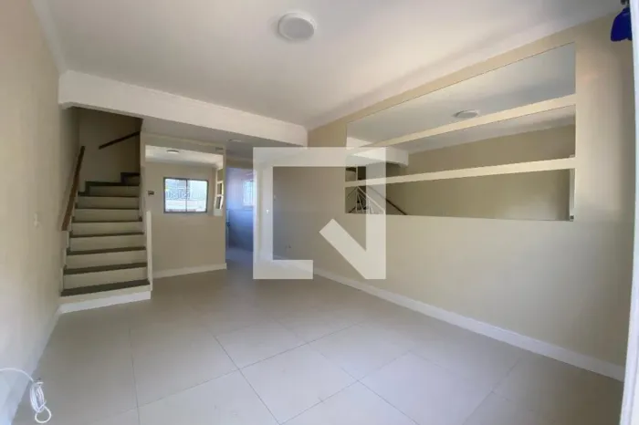 Casa à Venda - Cidade São Francisco , 2 Quartos, 144 m2